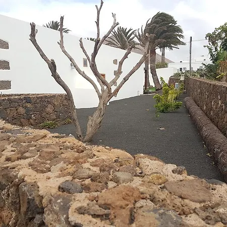 Hotelito Rural Flor De Timanfaya