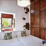 Hotelito Rural Flor De Timanfaya Lantställe